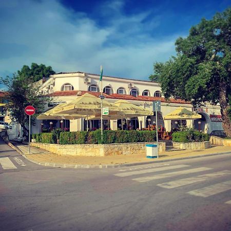 Sea Square Hotel Balchik Exterior photo