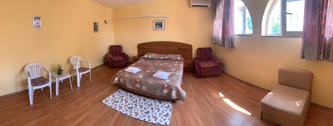 Sea Square Hotel Balchik Exterior photo