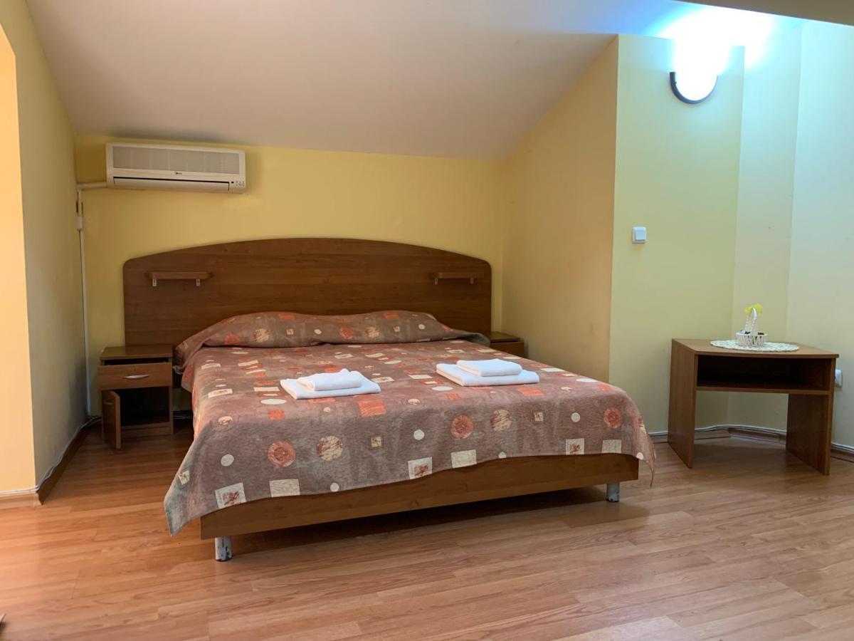 Sea Square Hotel Balchik Exterior photo