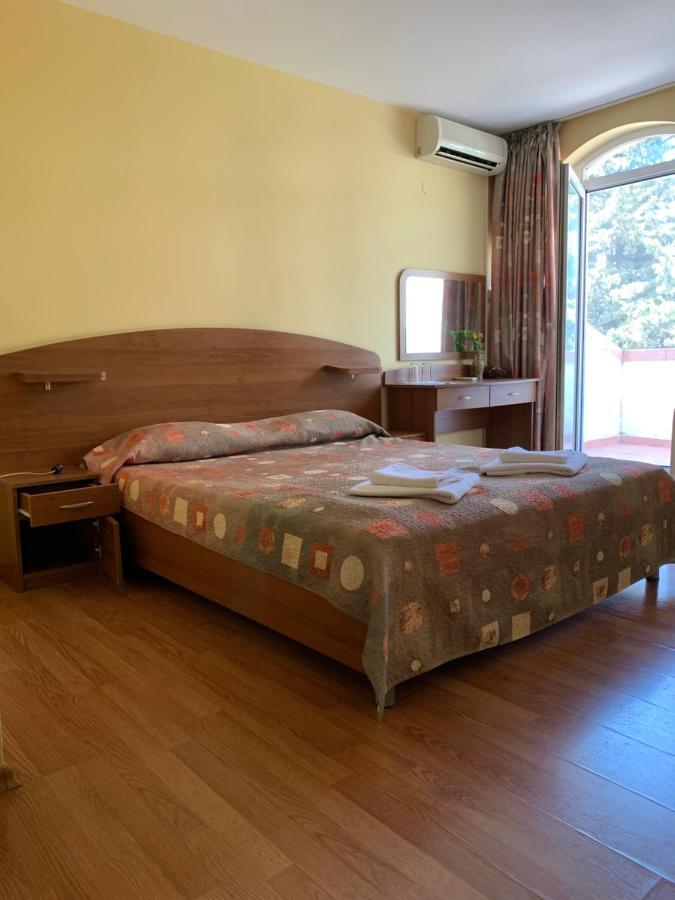 Sea Square Hotel Balchik Exterior photo