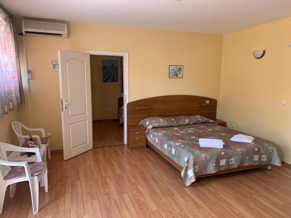 Sea Square Hotel Balchik Exterior photo