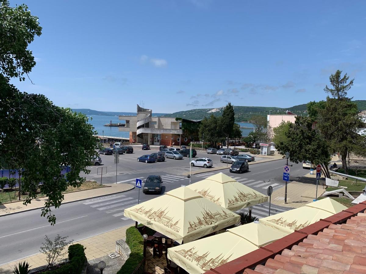 Sea Square Hotel Balchik Exterior photo